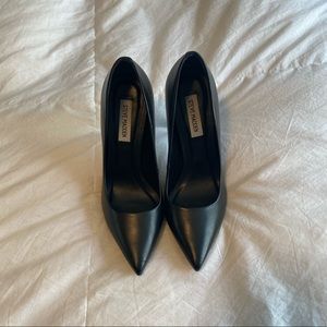 Steve Madden Vala Black Leather Heels